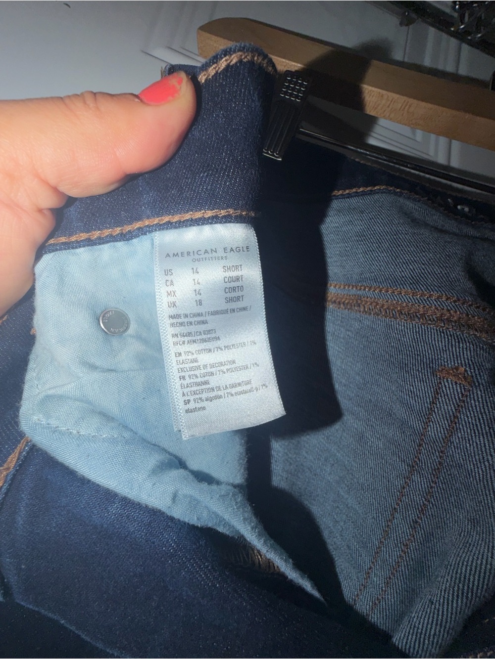 American Eagle Outfitters Wide-Leg High-Rise Jeans - Dark Indigo - Picture 6 of 8
